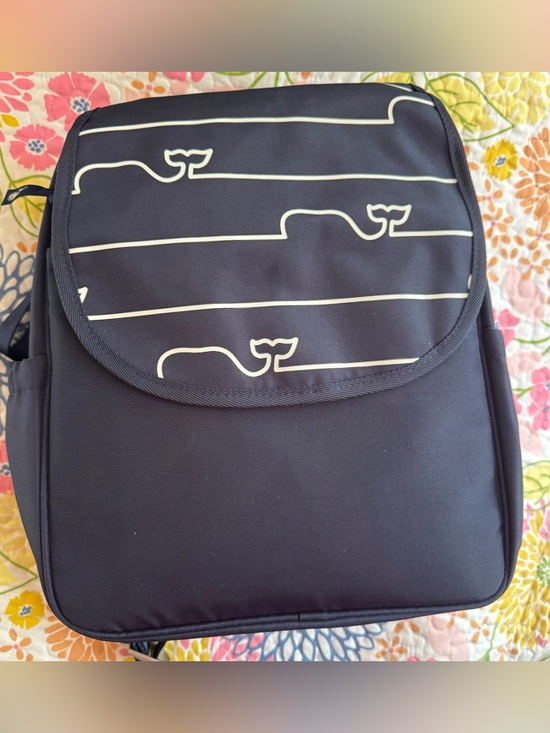 Vineyard Vines Handbags - NWT vineyard vines diaper bag
